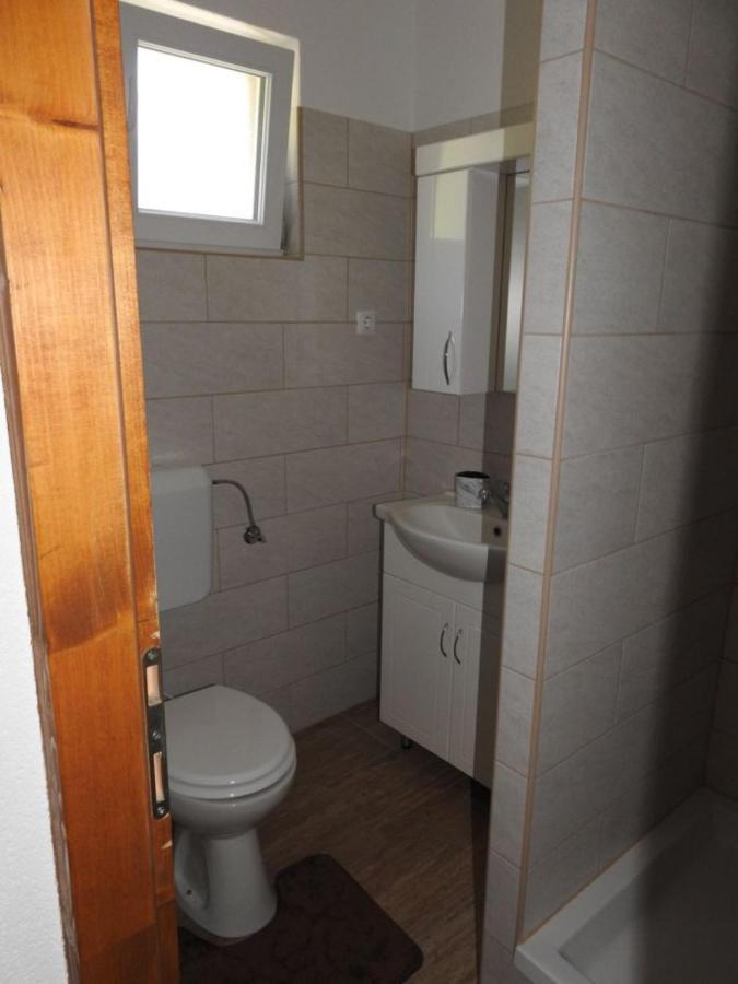 Omar & Una Apartmani Bihać Exteriör bild